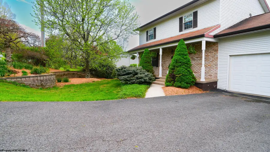 1026 Imperial Drive, Morgantown, WV 26508 - #2