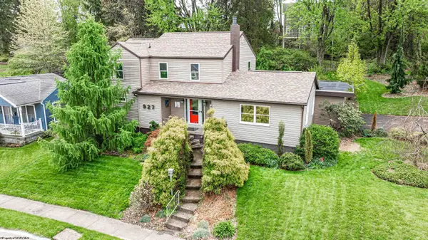 927 Fairfax Drive, Morgantown, WV 26505