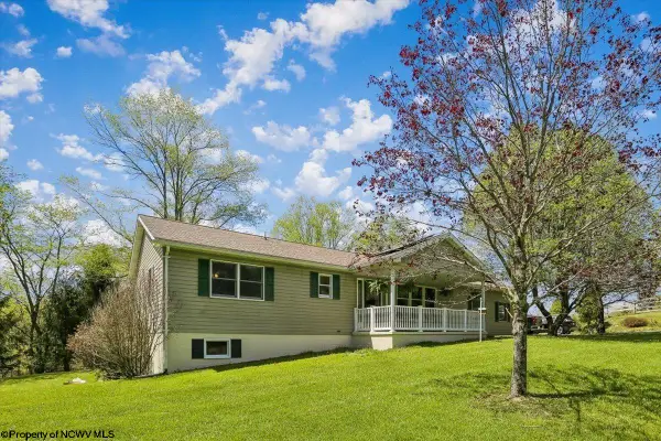107 Number 41 Mine Road, Thomas, WV 26292