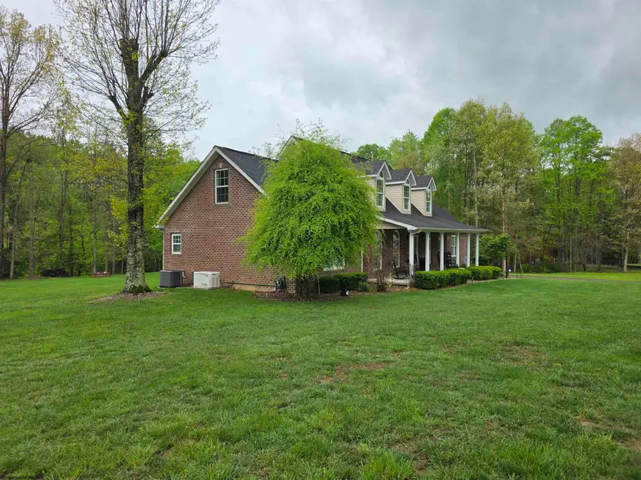264 Riverdale Drive, Shinnston, WV 26431 - #3