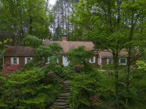 1570 Country Club Road, Clarksburg, WV 26301