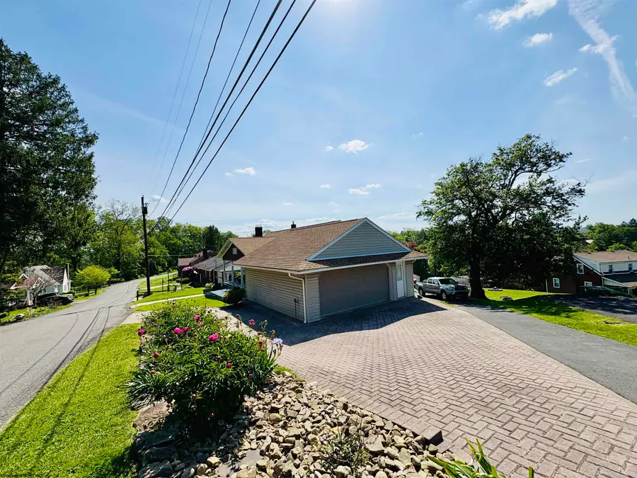 163 Broadview Avenue, Fairmont, WV 26554 - #3