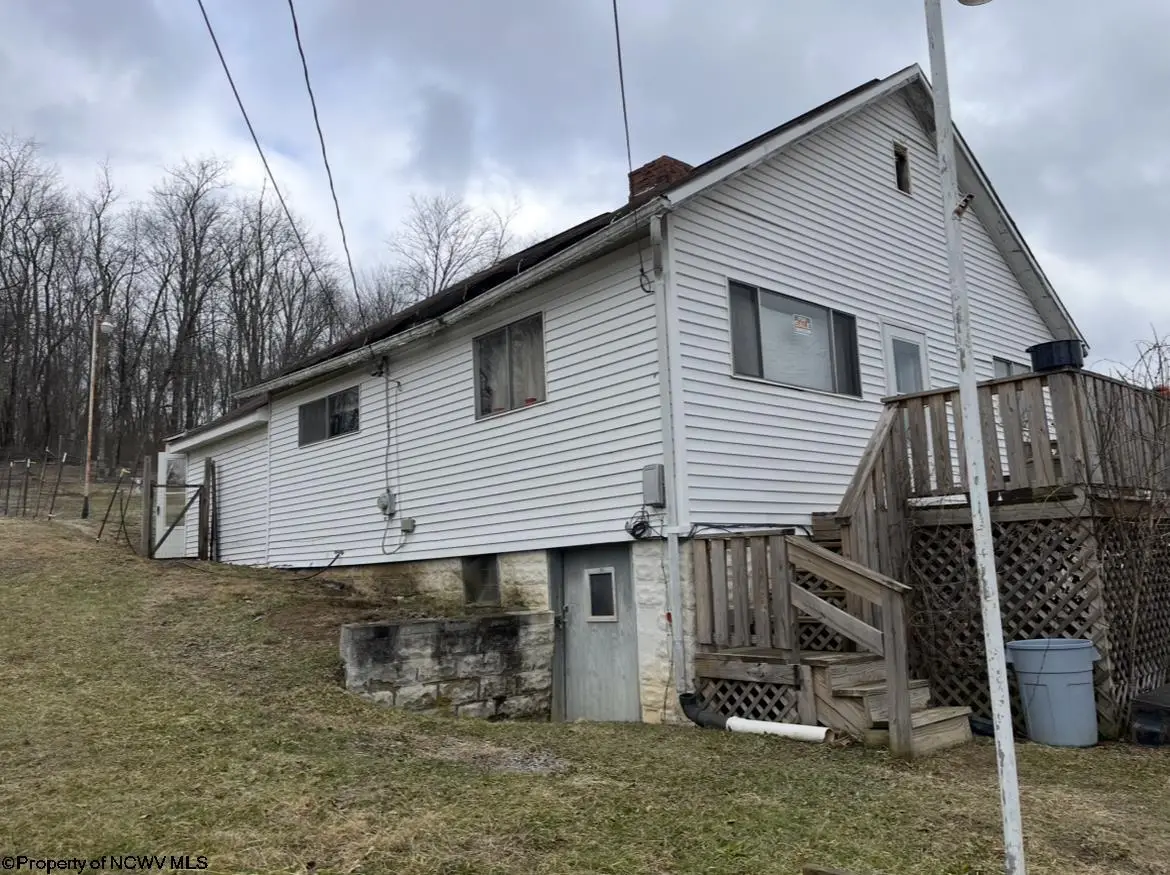 37 Trenton Street, Farmington, WV 26571 - #1