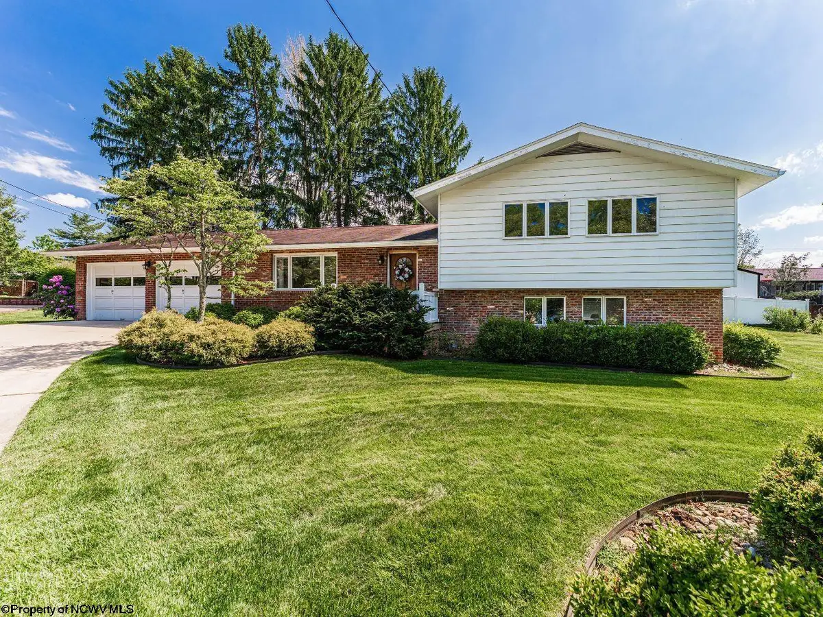 674 Manor Place, Morgantown, WV 26505 - #1