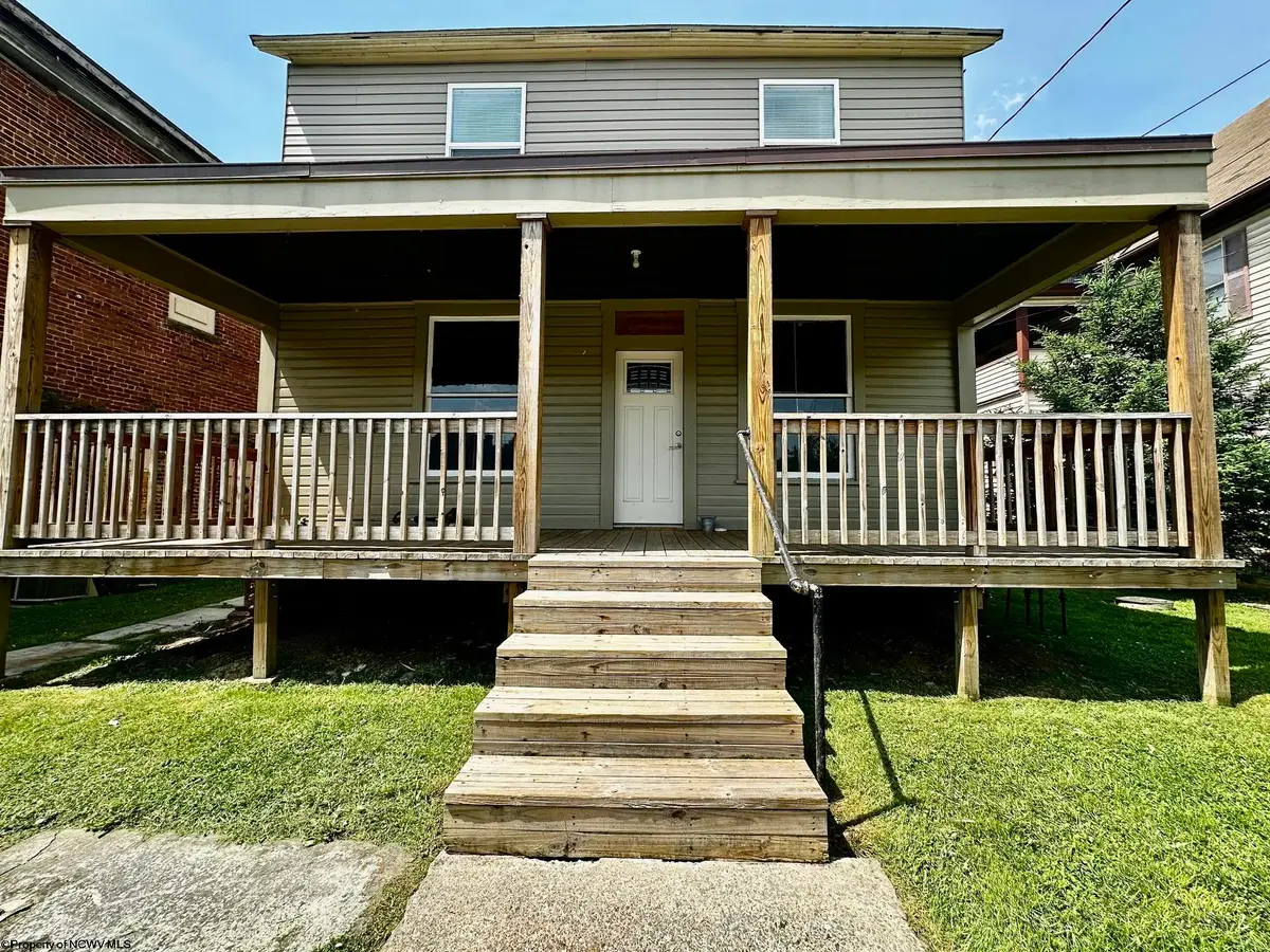 103 Washington Street, Mannington, WV 26582-0000 - #1