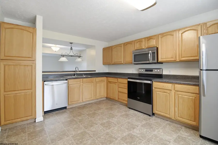 439 Kensington Avenue, Morgantown, WV 26505 - #3