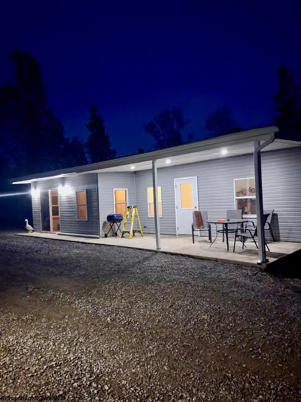 884 Harter Hill Road, Worthington, WV 26591-0000