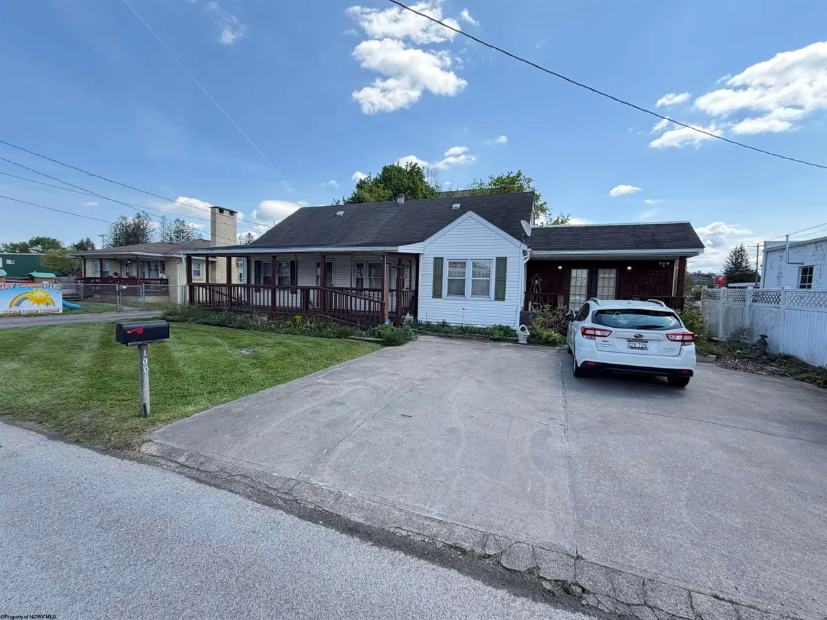 100 Grant Street, Elkins, WV 26241 - #1
