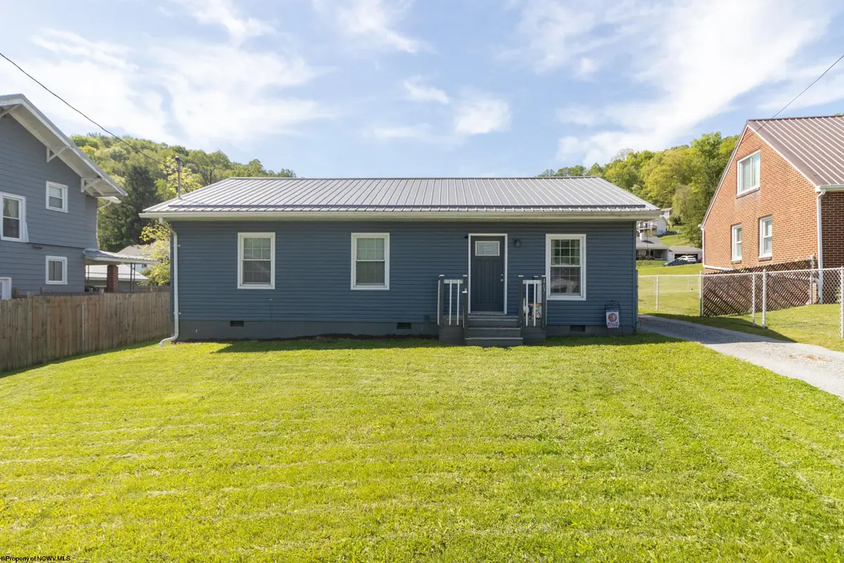 467 Victory Avenue, Grafton, WV 26354 - #1