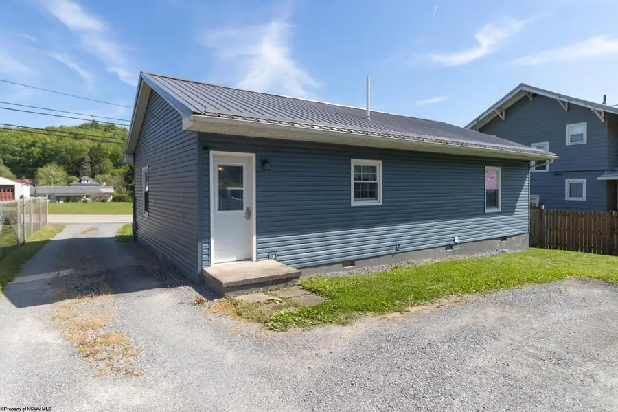 467 Victory Avenue, Grafton, WV 26354 - #3