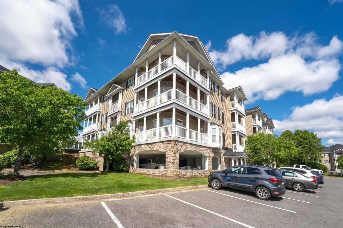 2524 Suncrest Village, Morgantown, WV 26505 - #1