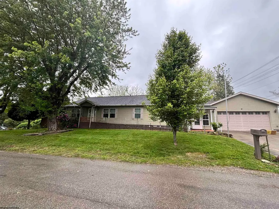100 Washington Avenue, Elkins, WV 26241 - #3