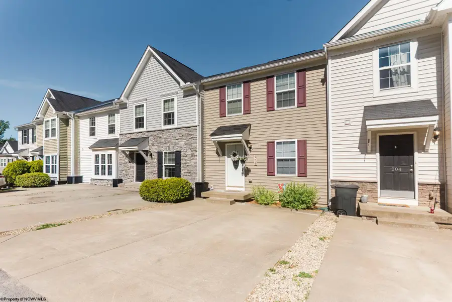 206 Summerfield Drive, Morgantown, WV 26508 - #2