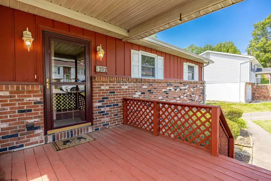 202 Braddock Street, Fairmont, WV 26554 - #3