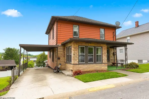 14 Globe Avenue, Morgantown, WV 26501