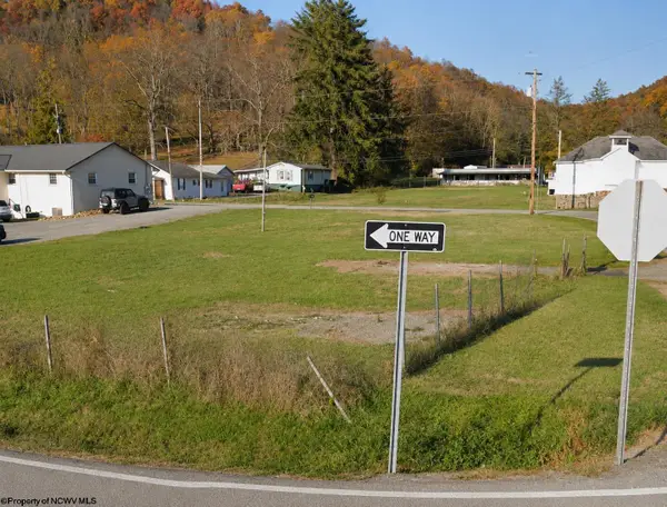 3106 Old Route 33 (RR), Horner, WV 26372