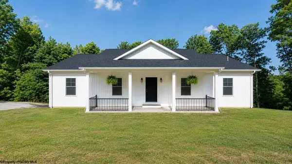 401 Ann Marie Drive, Bridgeport, WV 26330