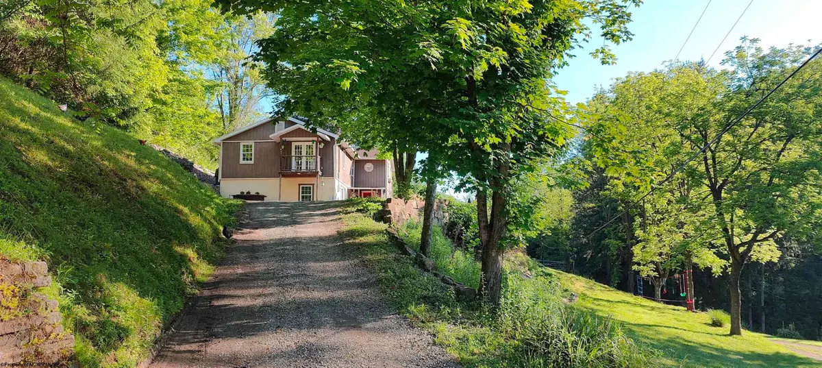 72 Newcastle Lane, Farmington, WV 26571 - #1