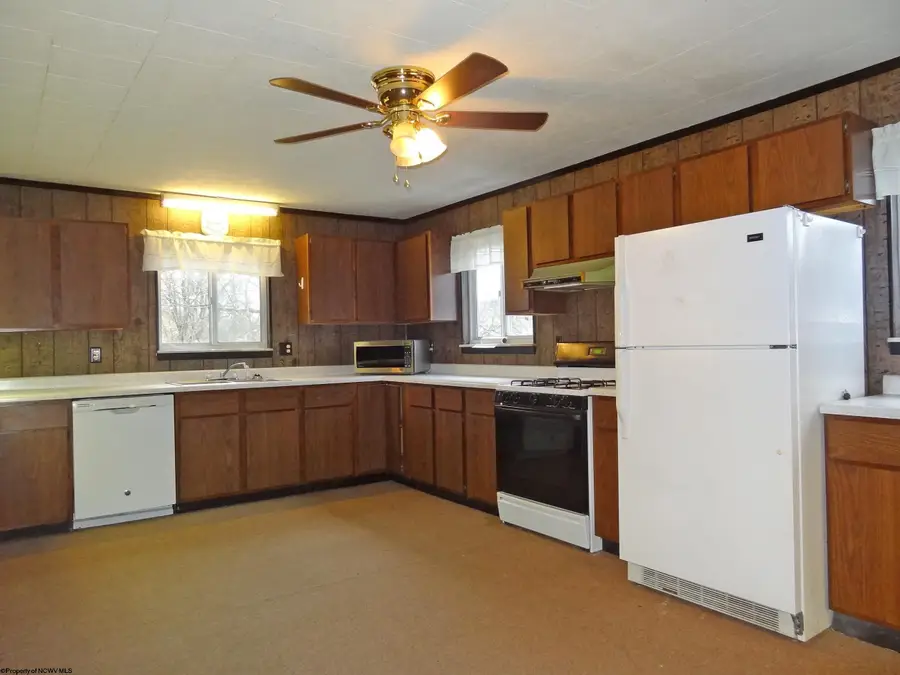 93 Maple Avenue, Westover, WV 26501 - #3