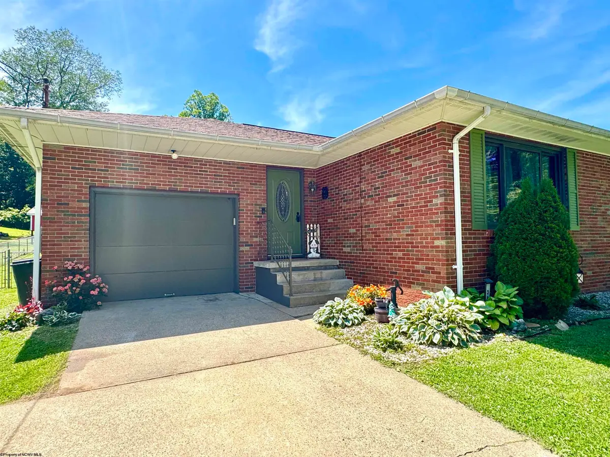316 Hickory Lane, Weston, WV 26452 - #1