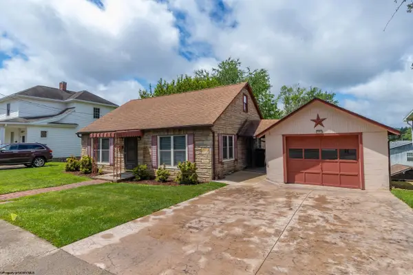 405 Orchard Avenue, Bridgeport, WV 26330