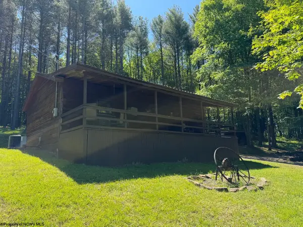 186 Whitetail Road, Glady, WV 26268
