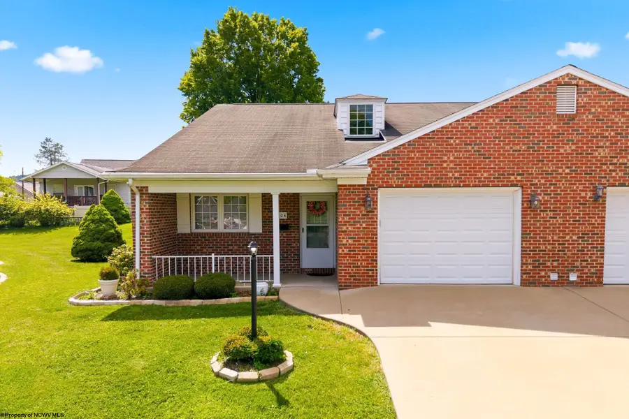 108 Center Court, Bridgeport, WV 26330 - #2