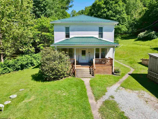 19 Nazareth Farm Road, Salem, WV 26426