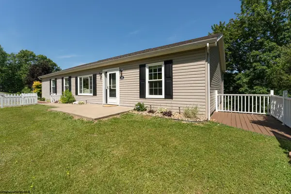53 Ebenklein Lane, Morgantown, WV 26508