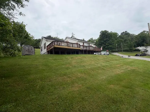 135 Wabash Avenue, Belington, WV 26250