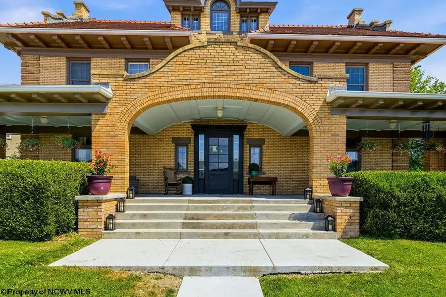 204 W Philadelphia Avenue, Bridgeport, WV 26330 - #2
