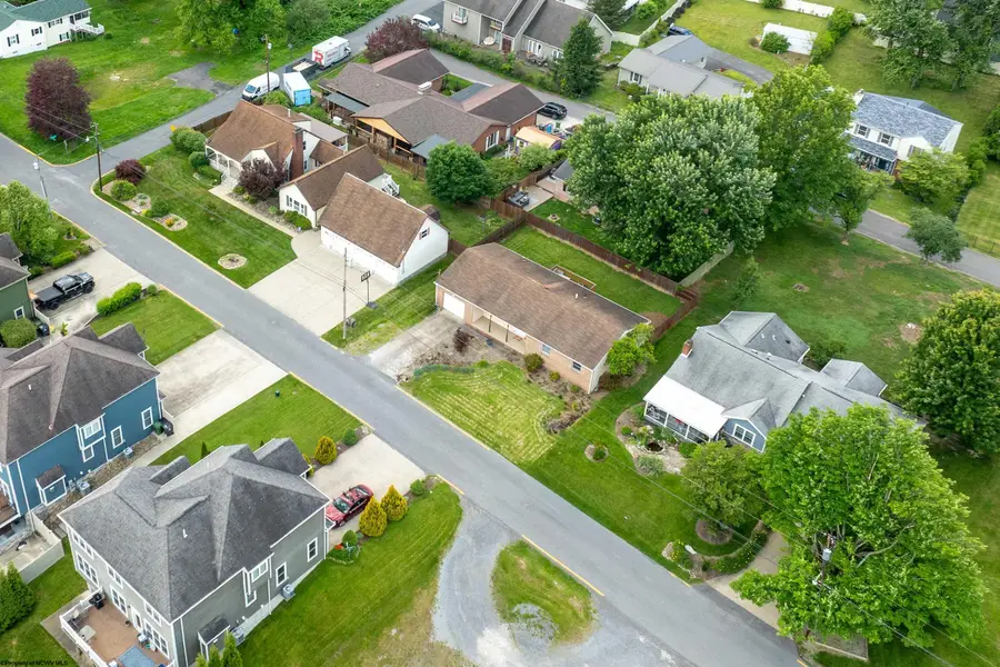 1137 Windsor Avenue, Morgantown, WV 26505 - #3
