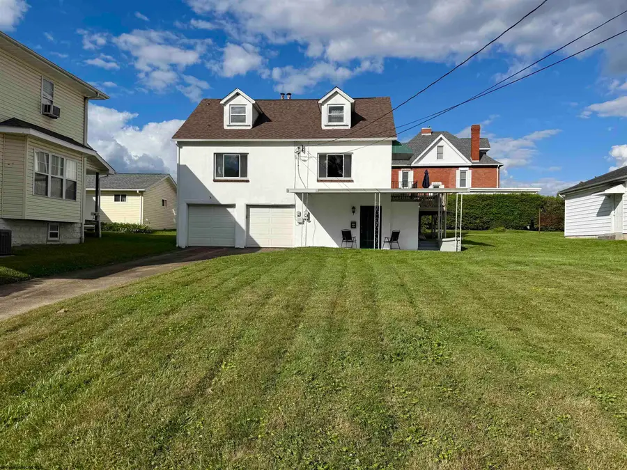 207 Florida Avenue, Fairmont, WV 26554 - #2