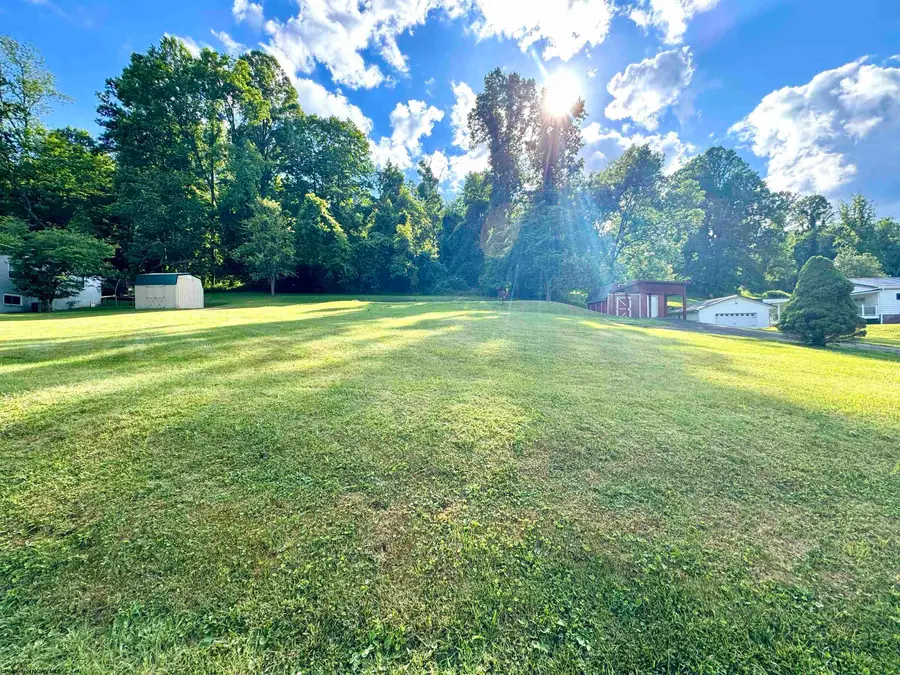 446 Deegan Lake Drive, Bridgeport, WV 26330 - #2