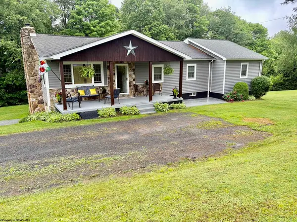 6786 Lantz Ridge Road, Aurora, WV 26705