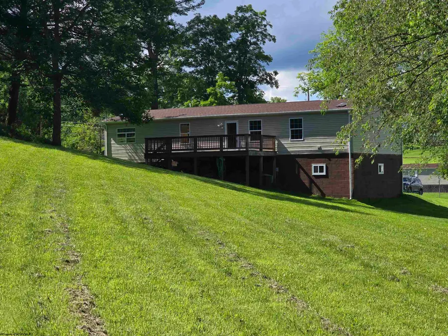 10 W Herring Road, Masontown, WV 26542 - #2