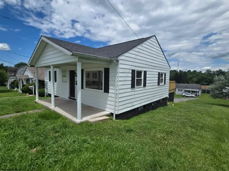 327 Marion Street, Fairmont, WV 26554 - #2