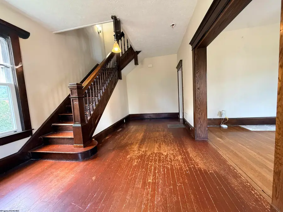 322 Harrison Street, Clarksburg, WV 26301 - #3