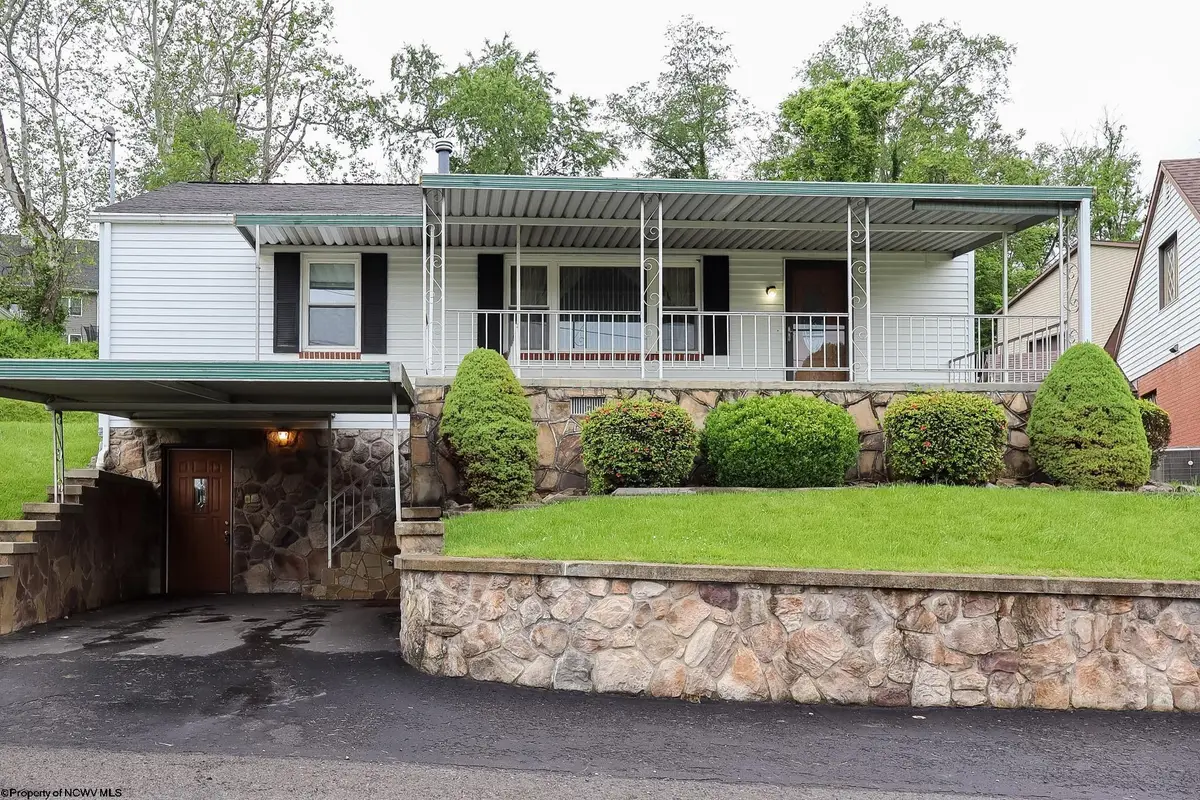 263 Homewood Avenue, Fairmont, WV 26554 - #1