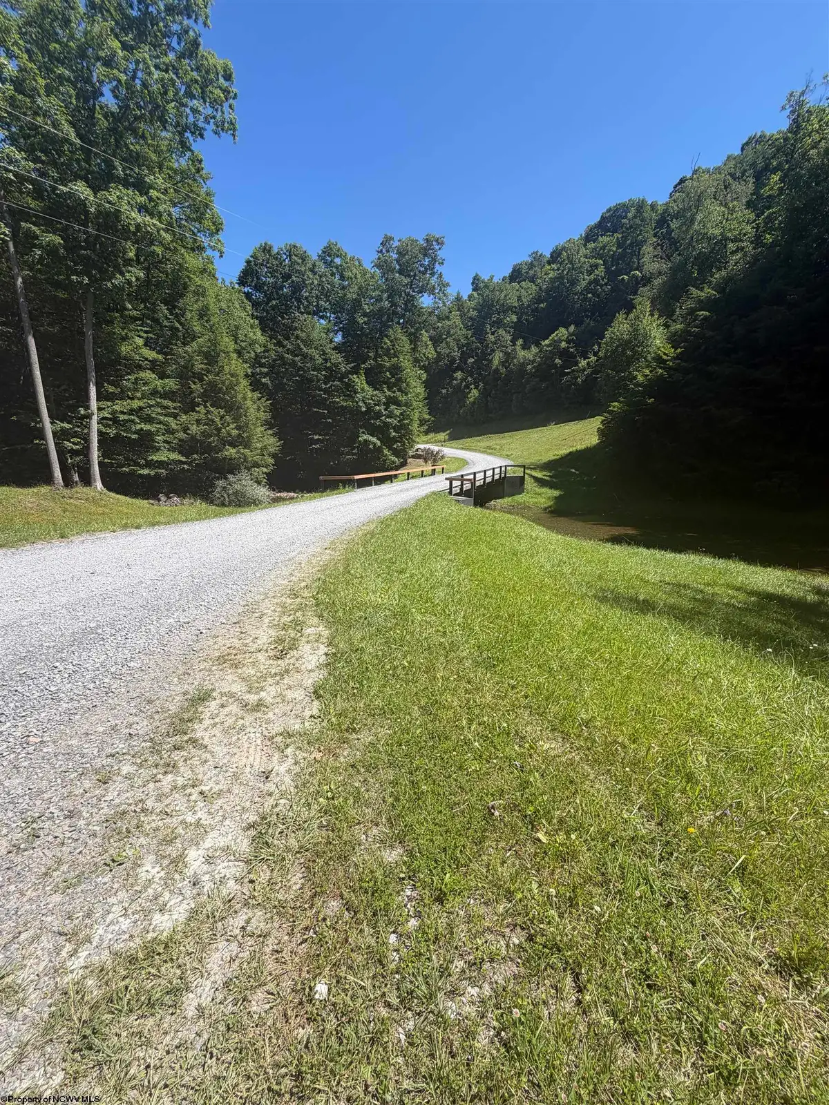 105 Laural Loop, Bruceton Mills, WV 26525 - #1