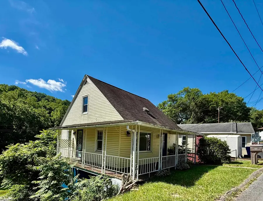 313 Thomas Avenue, Nutter Fort, WV 26301 - #2