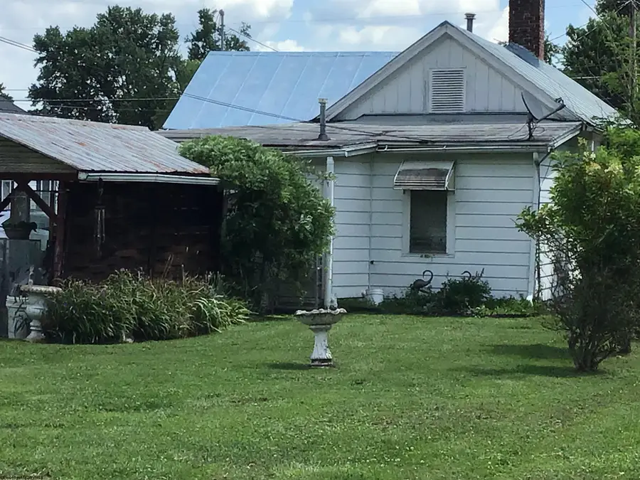 19 Pinnell Street, Buckhannon, WV 26201 - #2