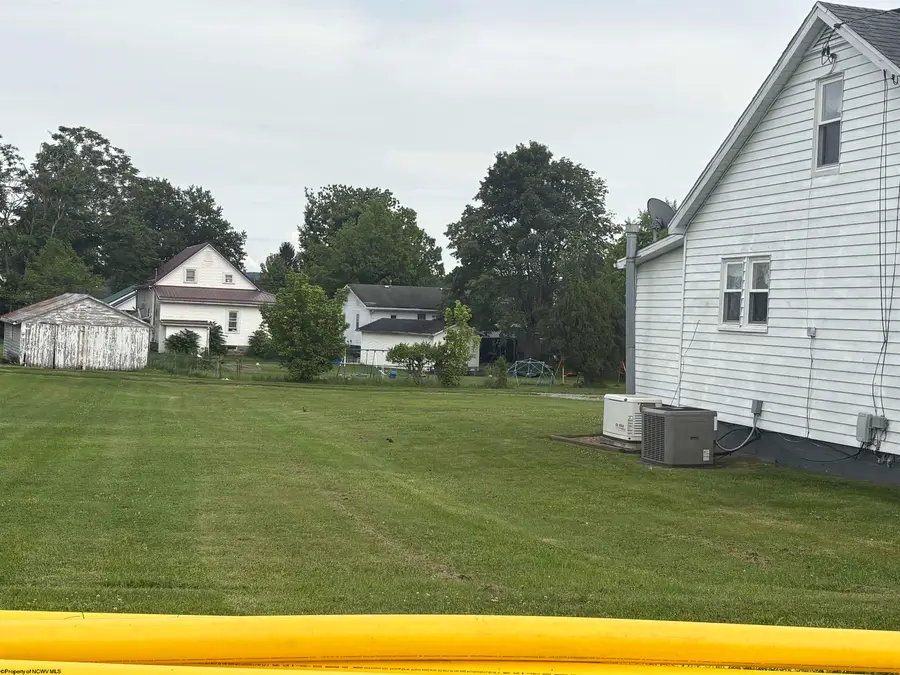 19 Tucker Street, Buckhannon, WV 26201-2554 - #3