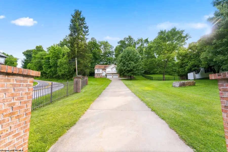 201 Jenny Lynn Estates, Morgantown, WV 26508 - #3