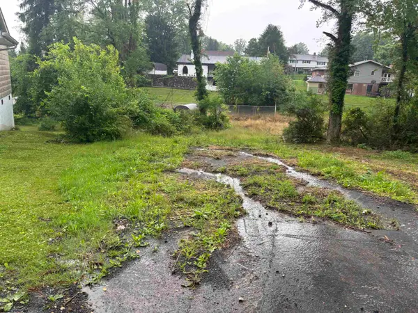 782 Meadowbrook Road, Morgantown, WV 26505