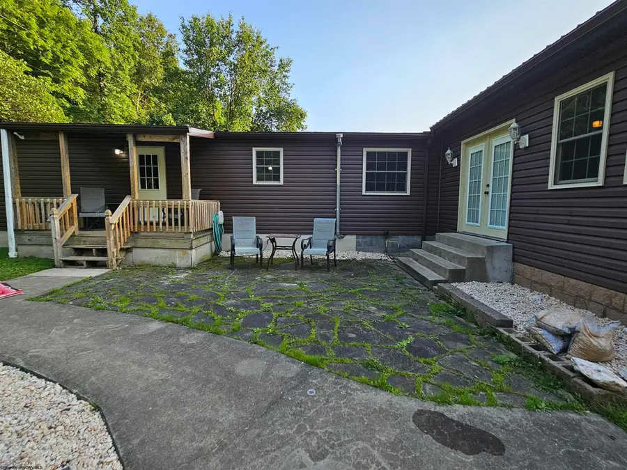 133 Forest Lane, Mannington, WV 26582 - #3