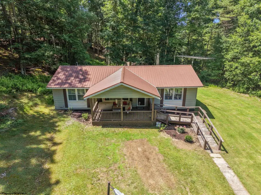589 Warrior Way, Dunmore, WV 24934 - #3