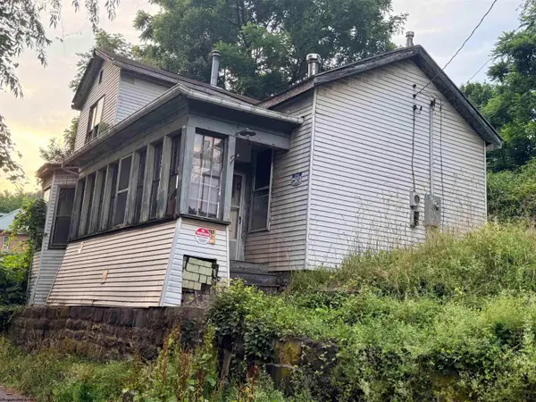 113 Long Street, Grafton, WV 26354