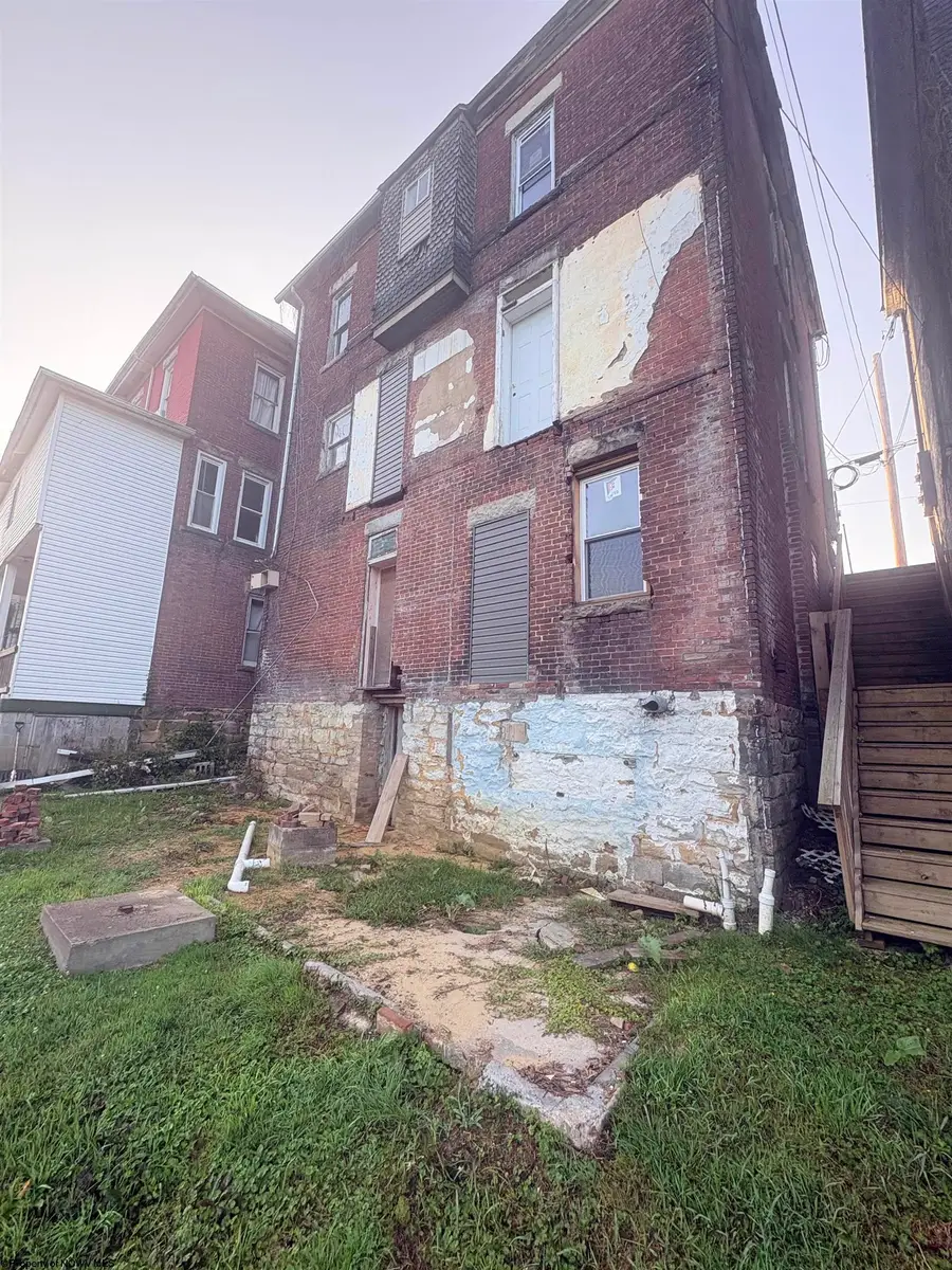 309 Walnut Avenue, Fairmont, WV 26554-0187 - #3