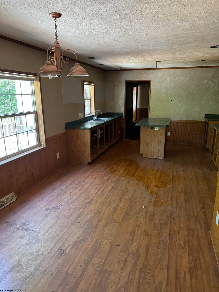 137 Turkey Run Road, Salem, WV 26426 - #3